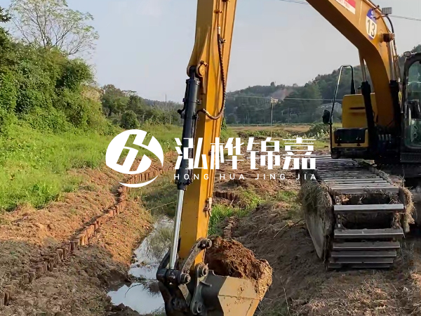 陜西松木樁廠家泓樺錦嘉-松木樁尾徑測量從哪個位置開始算？