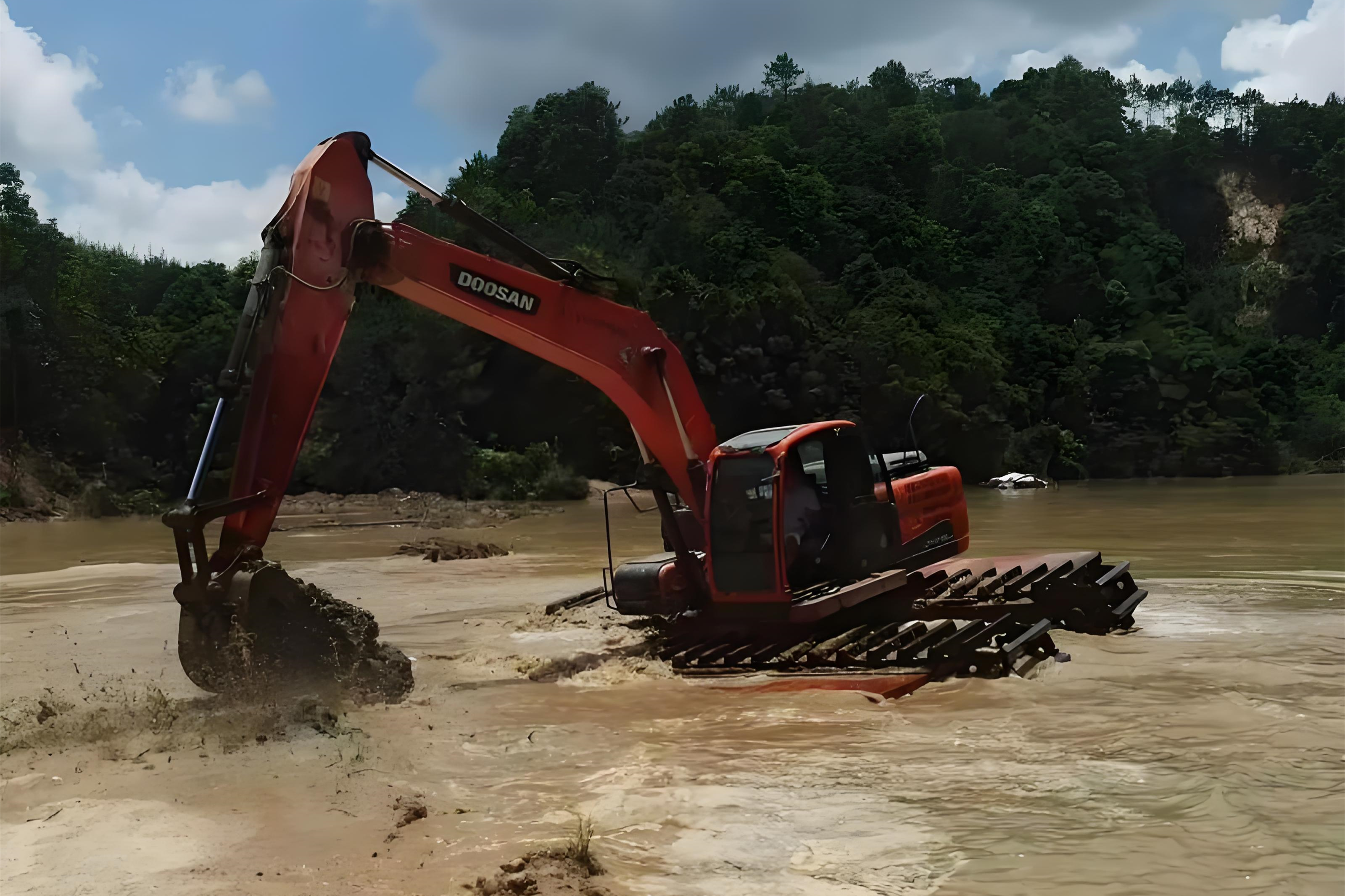 山西水挖清淤團(tuán)隊(duì)泓樺錦嘉-挖機(jī)清理淤泥多少錢(qián)一立方?